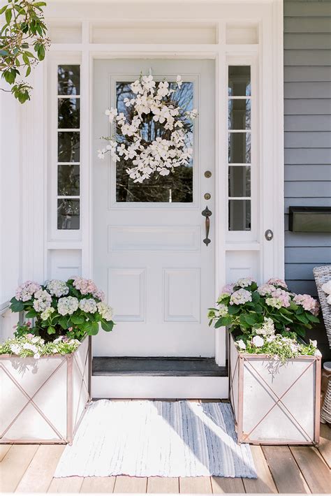 Front Door Planter Ideas To Boost Your Curb Appeal