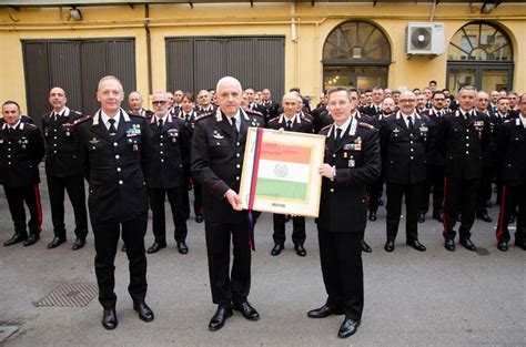 Il Generale Di Corpo D Armata Teo Luzi Visita Il Comando Dei