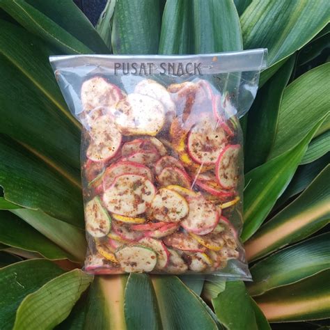 Jual Keripik Seblak Bawang 100gr Pedas Banyak Daun Jeruk Shopee Indonesia