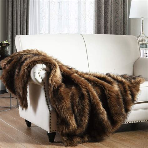 BATTILO HOME Faux Fur Throw Blanket Large Brown 150x200cm Luxury Fuzzy