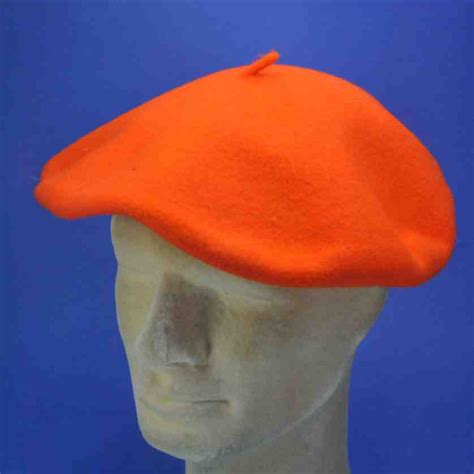 Béret basque orange en laine Achat berets basque orange homme et femme