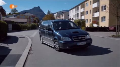 Imcdb Org Kia Carnival Crdi Gq In Ellas Entscheidung