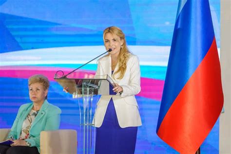«Единая Россия» выдвинула кандидатов на выборы в Народный совет ЛНР ...