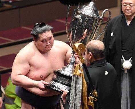 2022年5月 日本大相撲夏場所 終結篇 橫綱照ノ富士 7度優勝 天地悠悠任遨遊 暫離 Udn部落格