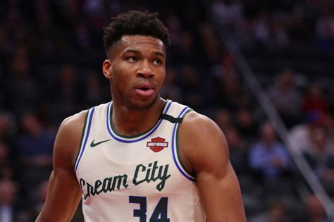 Golden State Warriors Preparing A Monster Trade Package For Giannis Antetokounmpo