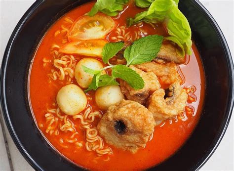 Brother Lew Fried Fish Bee Hoon Tomyam Noodle Foodpanda Bayan