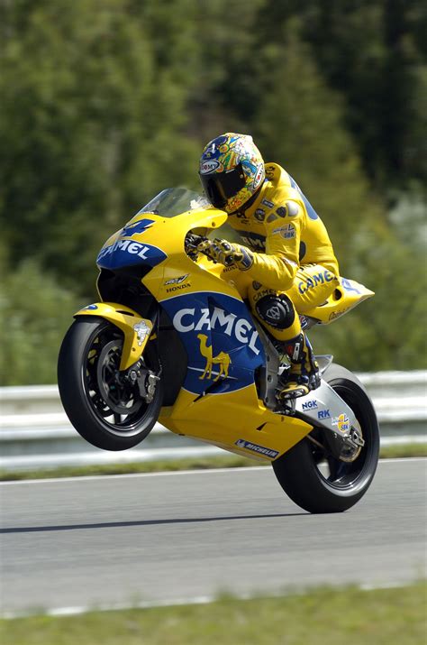 Alex Barros - Camel Honda Pons 2004 MotoGP Motorcycle Racers, Scooter ...