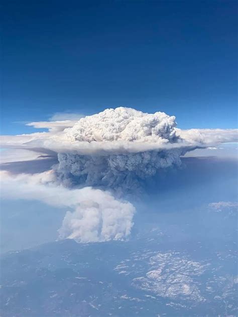 Las Nubes Creadas Por El Humo ¡no Sabes Nada