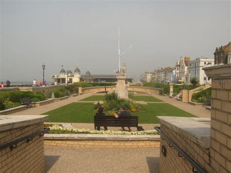 Walpole Gardens Herne Bay © David Anstiss Cc By Sa20 Geograph