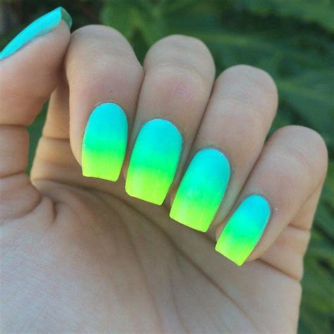 nail art été ombré captivant Neon Green Nails Neon Nail Art Purple