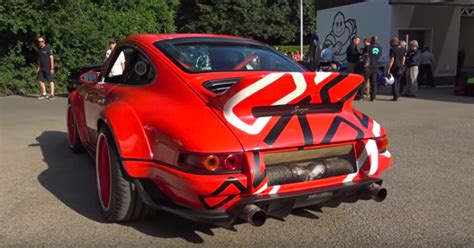 Just Shut Up And Listen To This Singer Dls On The Track Techkee