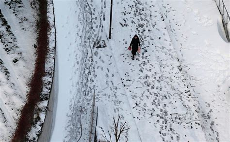 Tempestade De Neve Deixa Mortos E Feridos No Jap O