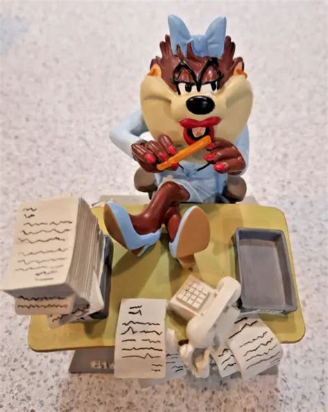 Mrs Taz Tasmanian Devil Figurine Warner Bros Studio Store Looney Tunes