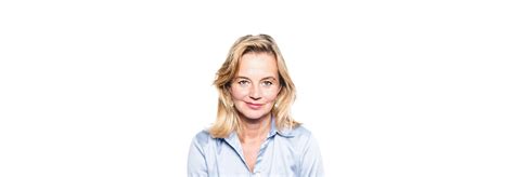 In Rode Lingerie Staat Prinses Alexia Midden In Een Maatschappelijke Controverse De Volkskrant