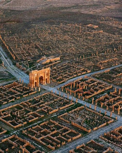 Timgad An Ancient Roman City Located In Algeria Römische