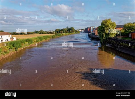 The Trent Aegir An Undular Type Of Tidal Bore In Gainsborough In