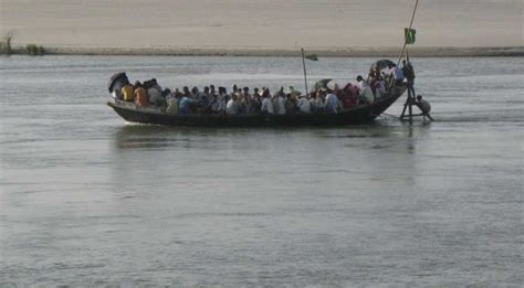 11 Feared Drowned After Boat Capsizes In River In Maharashtras