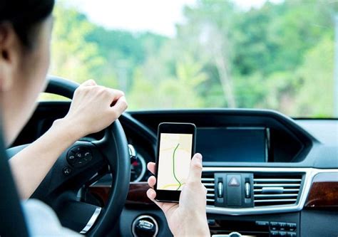 8 Traffic Rules And Regulations That Pinoy Drivers Commonly Break