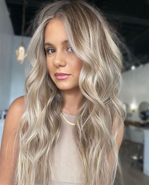 Pin By Courtney Richardson On Hairstyles Dirty Blonde Hair Short