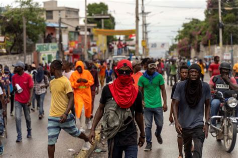 Haitianos Se Organizan Y Toman La Justicia Con Sus Propias Manos Contra