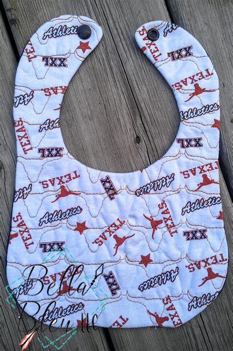 Ith In The Hoop Baby Bib With Longhorn Stipple Quilting Pattern Bella