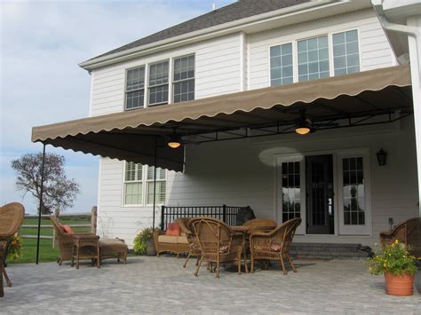 Beautiful and practical shade patio canopy | Kreider's Canvas Service, Inc.