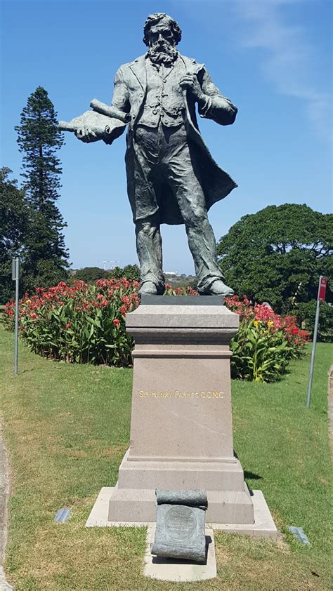 Sir Henry Parkes Statue