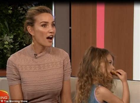 Rachael Finch S Daughter Violet Takes Over Live Interview Daily Mail Online