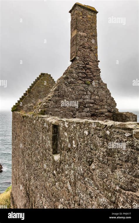 Dunnottar castle, Kincardineshire, Scotland, UK Stock Photo - Alamy