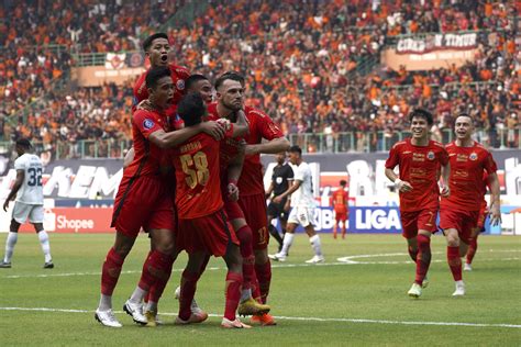 Review Persija Vs Persib Persija Tuai Hasil Imbang Di Patriot