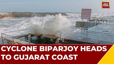 Cyclone Biparjoy Update Strong Winds High Tides Hit Gujarat Coast