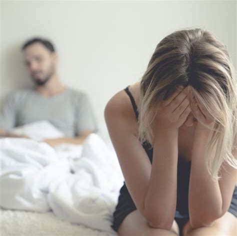 Signs You Re In A Toxic Relationship According To An Expert Toxic