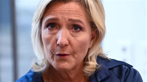 Politique Marche contre l antisémitisme Le Pen appelle les