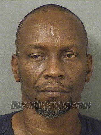 Recent Booking Mugshot For Darryl Weaver In Palm Beach County Florida