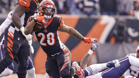 How To Watch Bengals vs Patriots, Week 16: Live Stream and Game Predictions