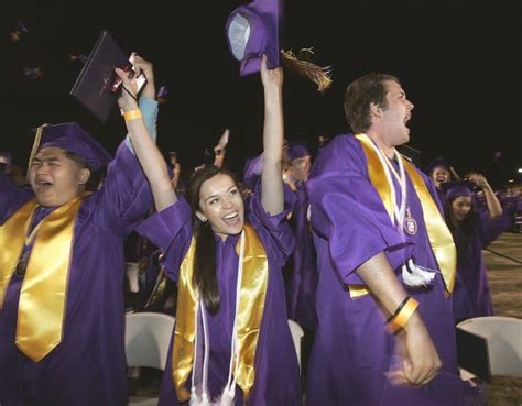 Lemoore High School Graduation | Gallery | hanfordsentinel.com