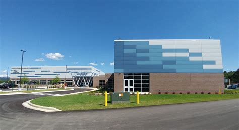 Huntsville Aquatic Center Opens New Pool For City Meet