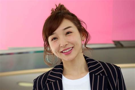 加護亜依、彼の部屋に有名女性アーティストが乱入 過去の“修羅場”を激白 Fumumu