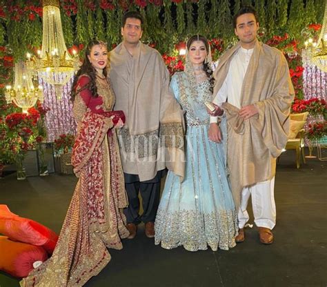 Maryam Nawaz Looks Stunning At Son Junaid Safdars Mehndi Lens