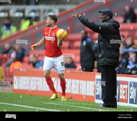 Charlton Athletics Manager Chris Powell Stock Photo Alamy