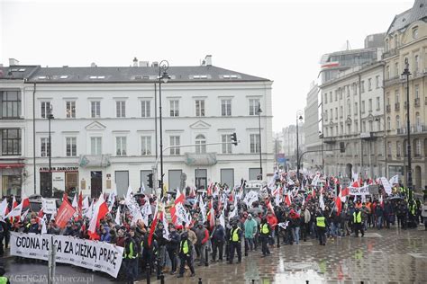 Protest Rolnik W W Warszawie Micha Ko Odziejczak Agrounia I Ponad