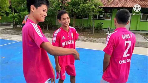 Model Pembelajaran Tgfu Teaching Game For Understanding Materi Bola Basket Youtube