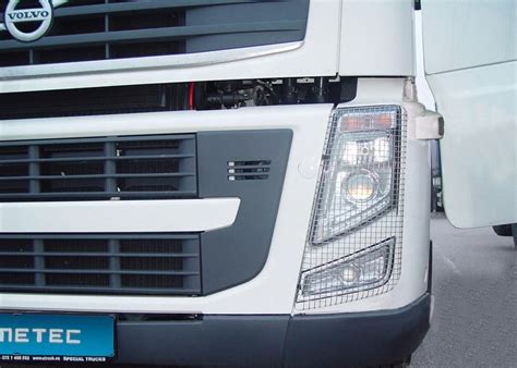 Защитная решетка на фары VOLVO FH / Вольво ФШ 2008-2013 нерж. сталь от ...