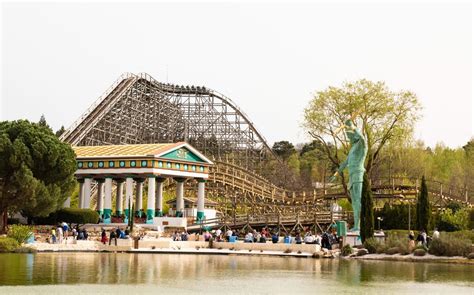 Parc Astérix on a testé le nouveau Tonnerre 2 Zeus en avant et en