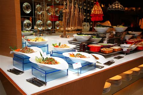 9 Halal-certified Buffets in Singapore to Suit All Budgets!