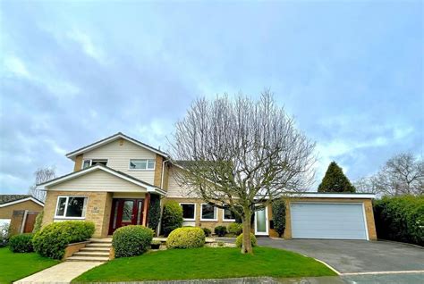 Robins Field Wansford 4 Bed Detached House For Sale £685 000