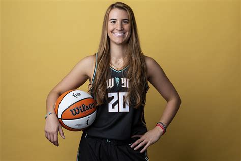 Sabrina Ionescu S Signature Nike Shoe Features Easter Eggs Of Her Journey