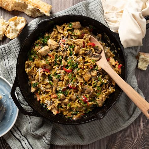 Creamy Chicken And Mushroom Pasta Skillet Dinner At Lulus