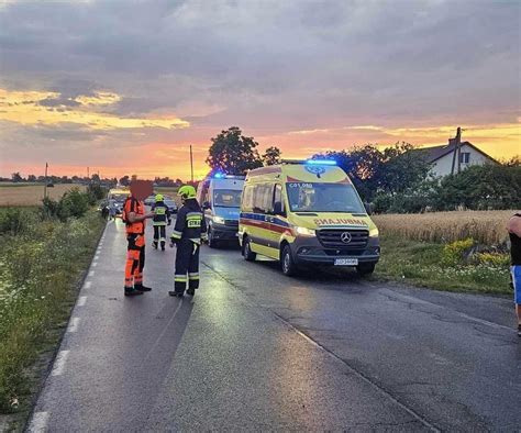 Czo Owe Zderzenie Dw Ch Osob Wek W Dobrzejewicach Pod Toruniem Nie