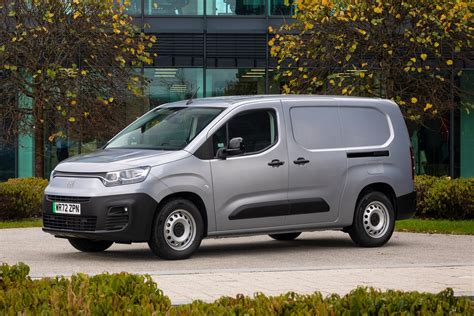 Fiat E Doblo Electric Van Review Parkers